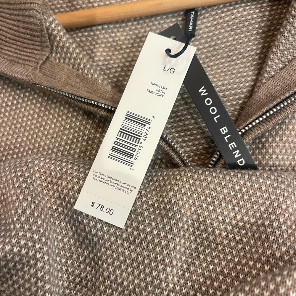 Tahari Men's 1/4 Zip Up Sweater in Light Brown wool Blend - Picture 4 of 5